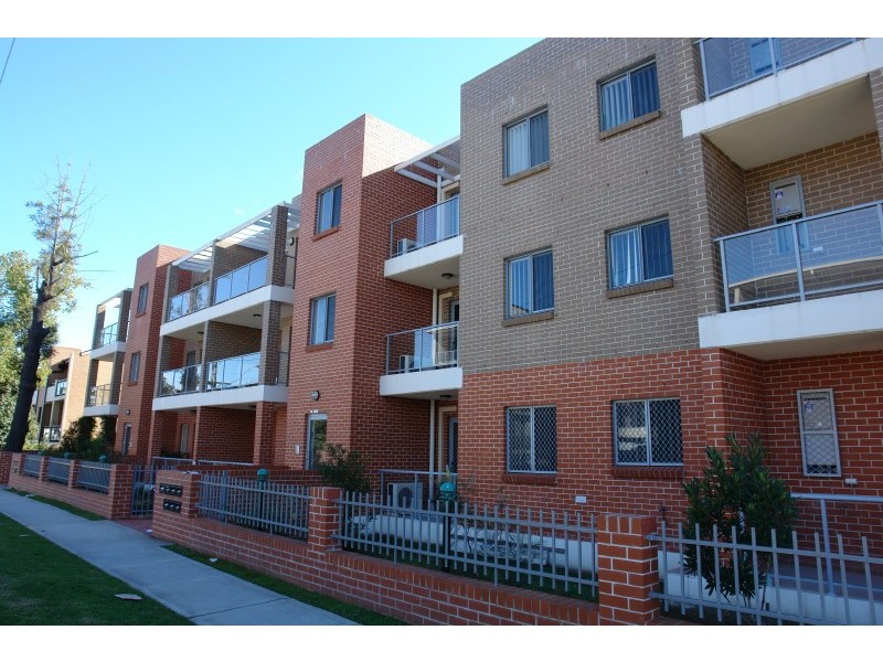 11/156  Bridge Road, Westmead NSW 2145