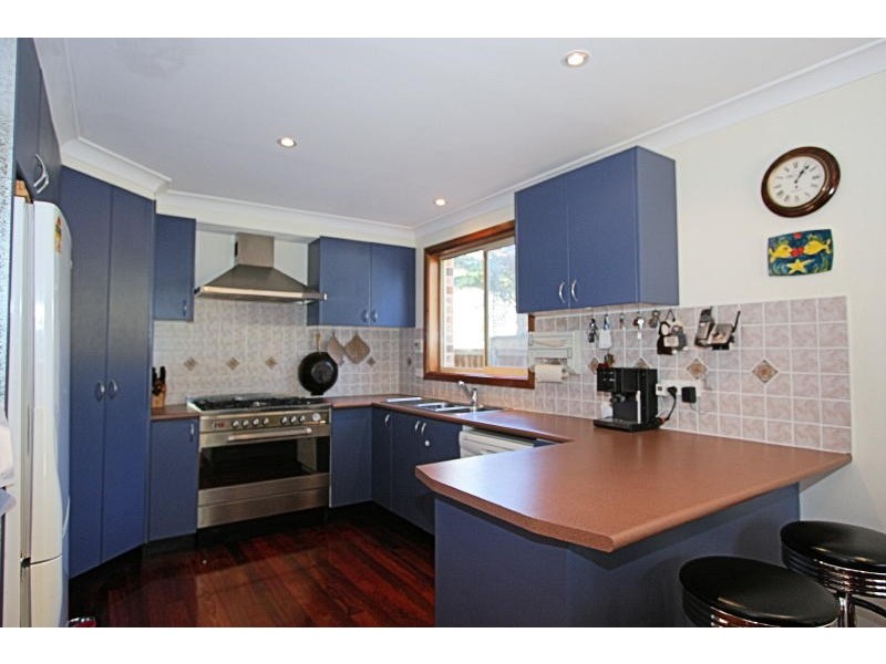 32b  Bulli Road, Toongabbie NSW 2146