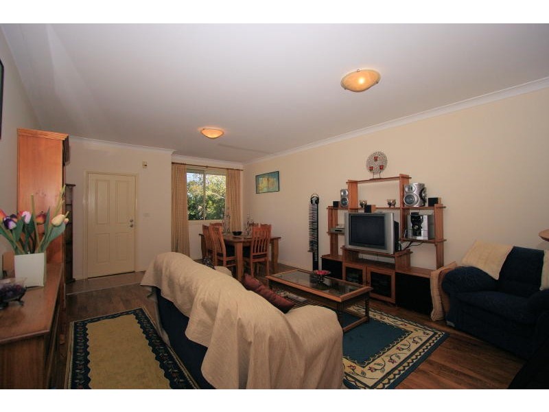 1/3-7   Redbank Place, Northmead NSW 2152