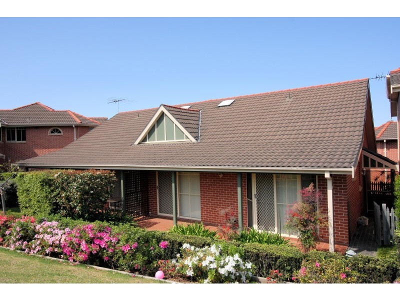 108/40  Strathalbyn Dr, Oatlands NSW 2117