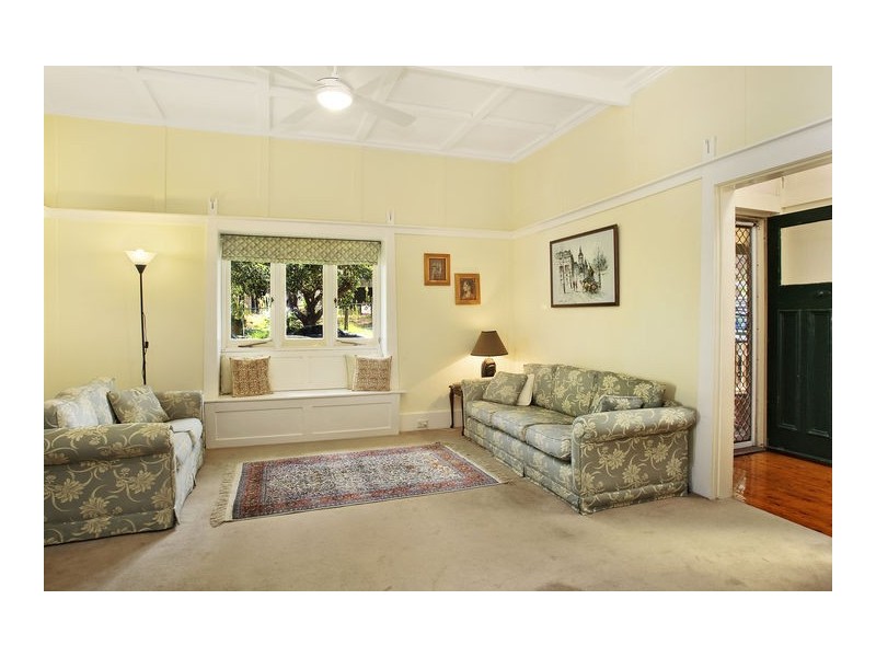 22 Holdsworth Avenue, St Leonards NSW 2065