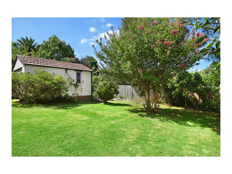 22 Holdsworth Avenue, St Leonards NSW 2065