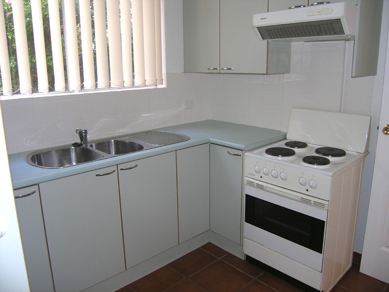 9/99 Pacific Parade, Dee Why NSW 2099