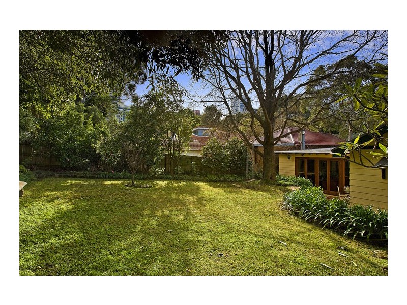 9 Canberra Avenue, St Leonards NSW 2065