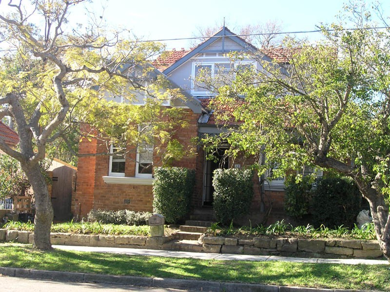 42 Carlotta Street, Greenwich NSW 2065