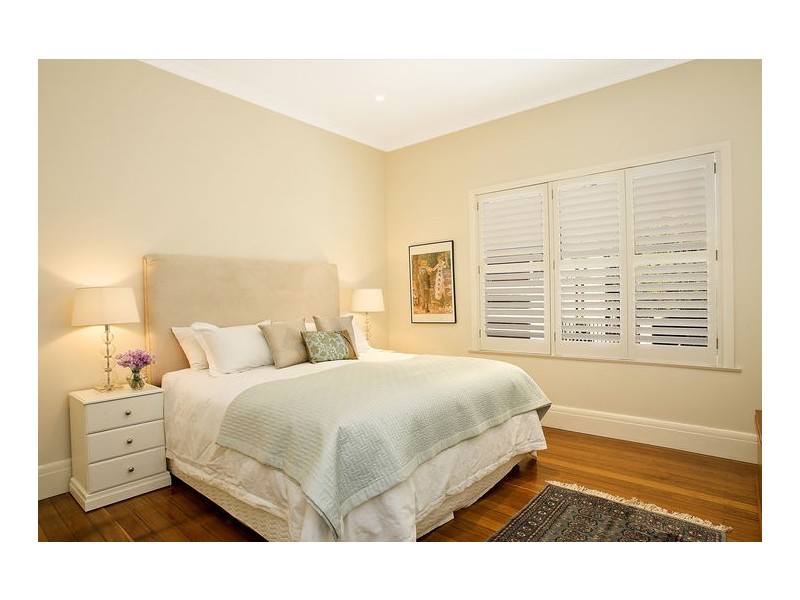 6 Sarner Road, Greenwich NSW 2065