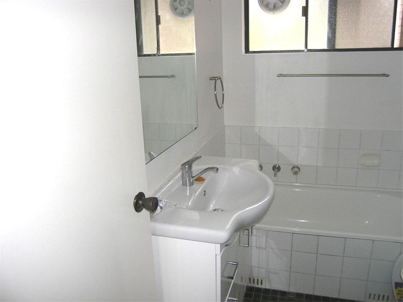 10/120 Burns Bay Road, Lane Cove NSW 2066