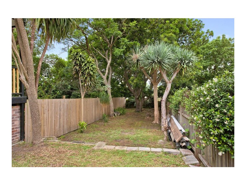 18 St Lawrence Street, Greenwich NSW 2065