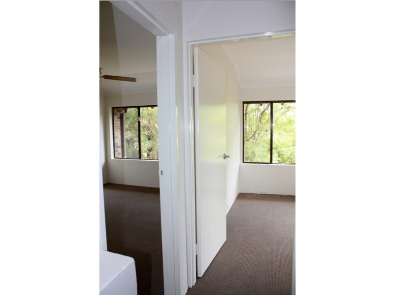 16/28 Busaco Road, Marsfield NSW 2122