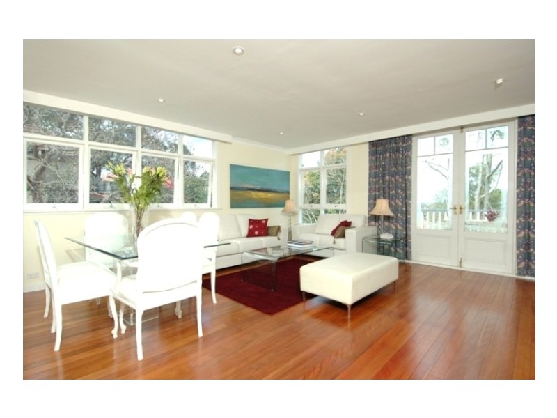 50 Kingslangley Road, Greenwich NSW 2065