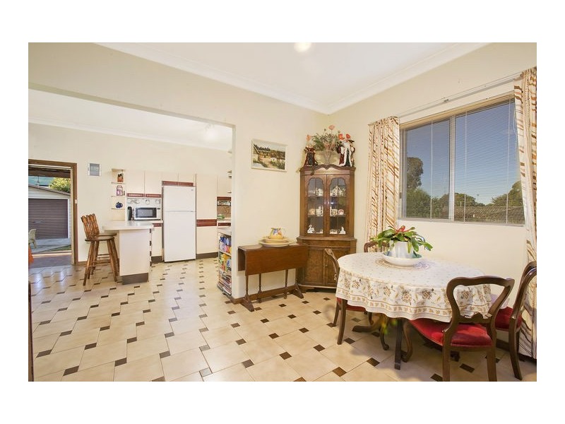 125 Ryde Road (near cnr Blaxland St), Hunters Hill NSW 2110