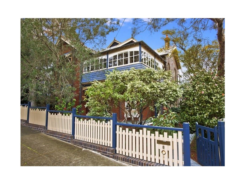 8 Mitchell Street, Greenwich NSW 2065