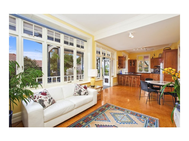 8 Mitchell Street, Greenwich NSW 2065
