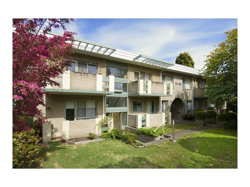 17/98-100 Burns Bay Road, Lane Cove NSW 2066