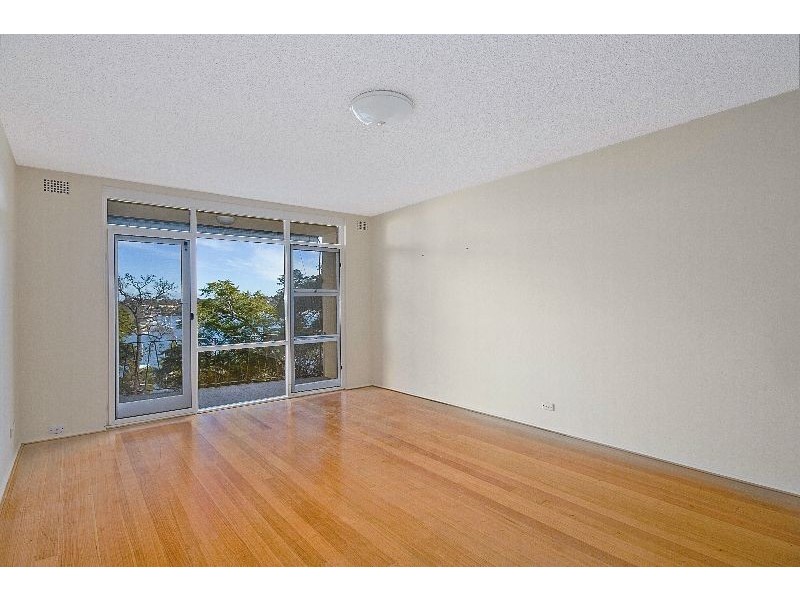 1/2 Landenburg Place, Greenwich NSW 2065