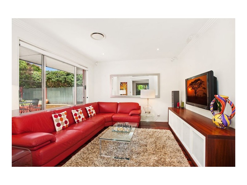 23 Valleyview Crescent, Greenwich NSW 2065