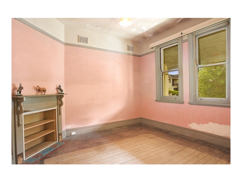 15 Chisholm Street, Greenwich NSW 2065