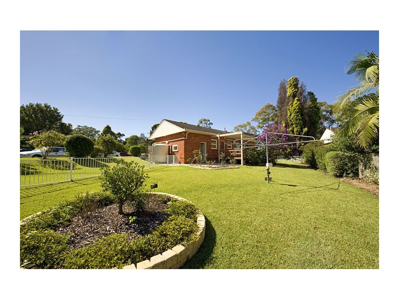 119 Maxwell Street aka 2 Radnor Place, South Turramurra NSW 2074