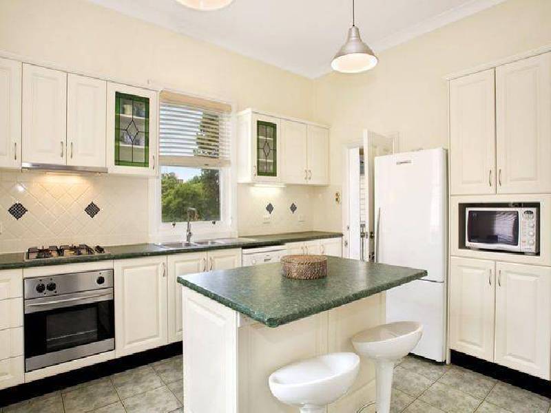 16  Holdsworth Avenue, St Leonards NSW 2065