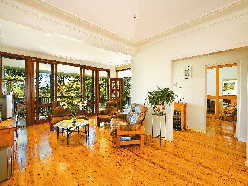 76 Avian Crescent, Lane Cove NSW 2066