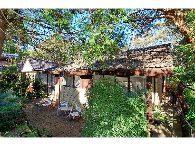 10  Crowther Avenue, Greenwich NSW 2065