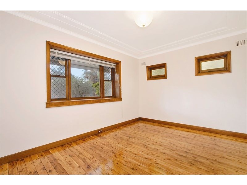 24  Hallam Avenue, Lane Cove NSW 2066