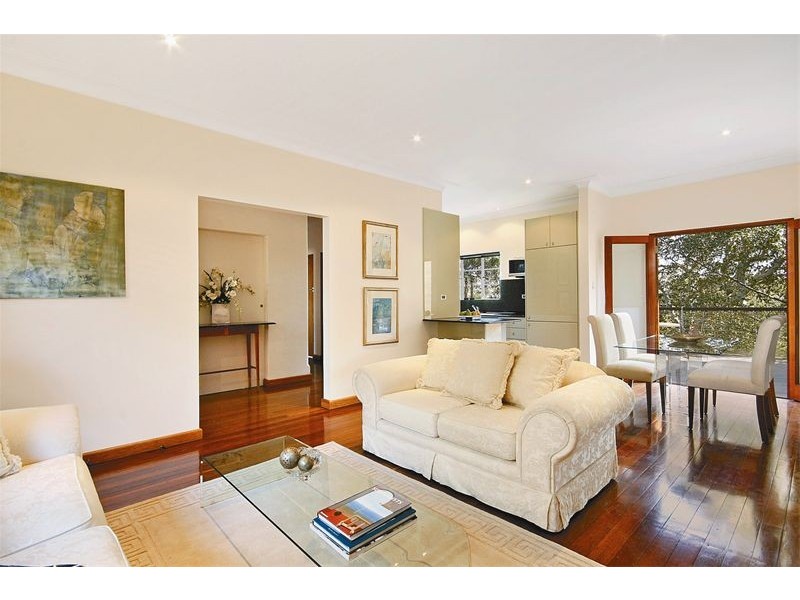 9 Innes Road, Greenwich NSW 2065