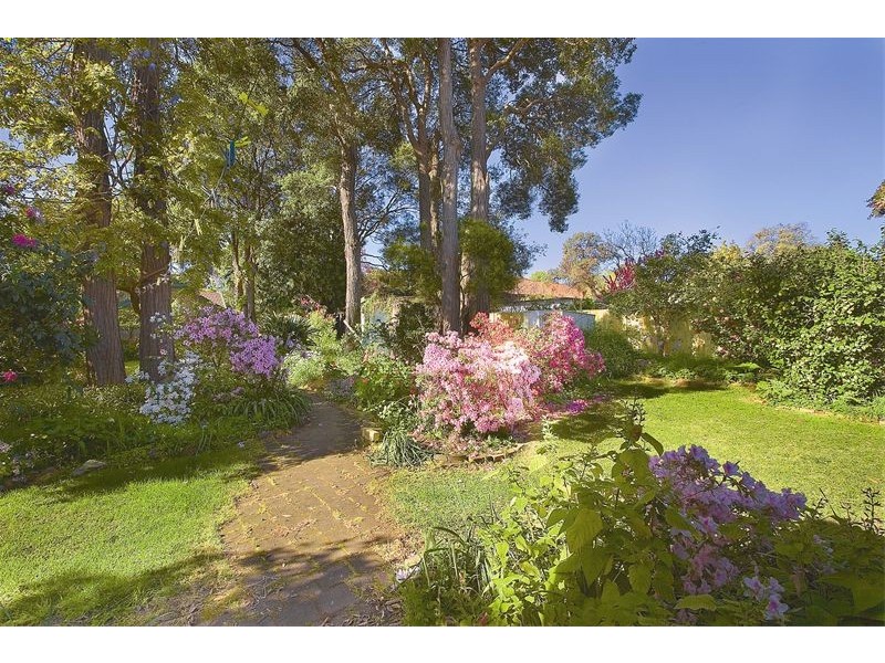 41  Kingslangley Road, Greenwich NSW 2065