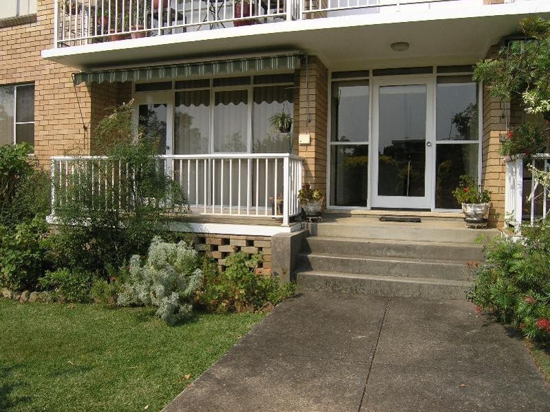 1/143  Burns Bay Road, Lane Cove NSW 2066