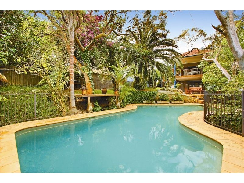 12 Hinkler Street, Greenwich NSW 2065