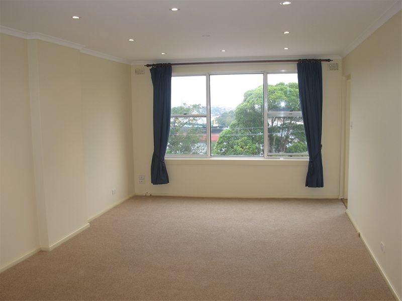 7/4  Landenburg Place, Greenwich NSW 2065