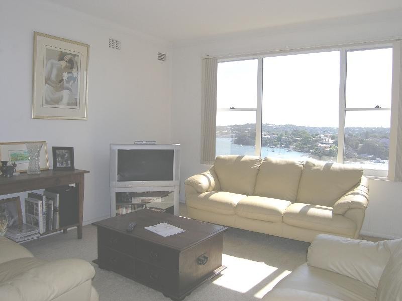 16/3  Landenburg Place, Greenwich NSW 2065