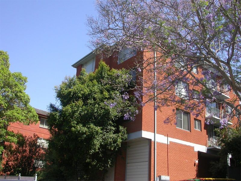 13/10  Curzon Street, Ryde NSW 2112