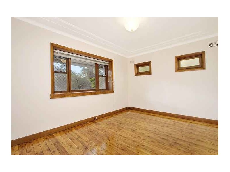 24  Hallam Avenue, Lane Cove NSW 2066