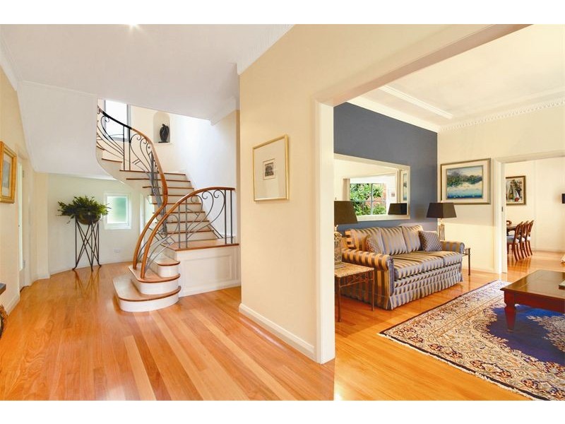 8  Perth Avenue, Lindfield NSW 2070