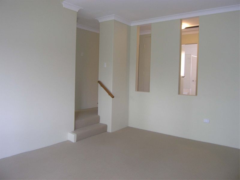 5/2  Carlisle Close, Macquarie Park NSW 2113