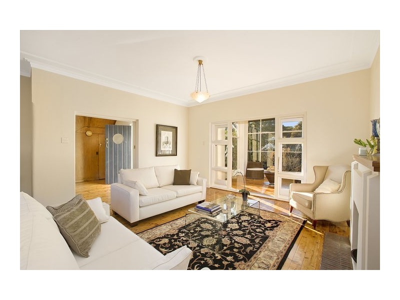 27a  Canberra Avenue, St Leonards NSW 2065