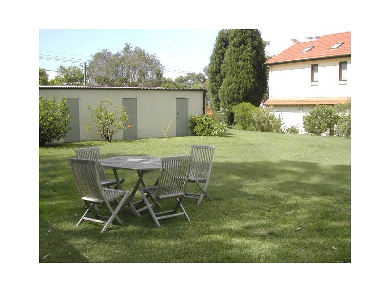 2/100  Greenwich Road, Greenwich NSW 2065