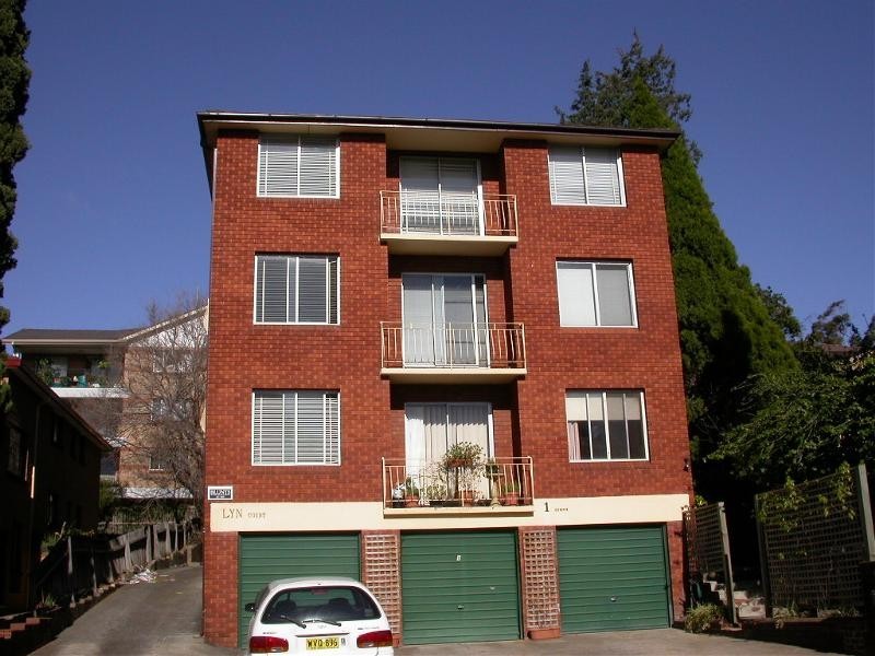 8/1  Gowrie Street, Ryde NSW 2112