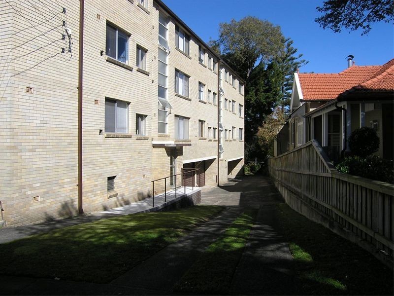 2/16  Morton Street, Wollstonecraft NSW 2065