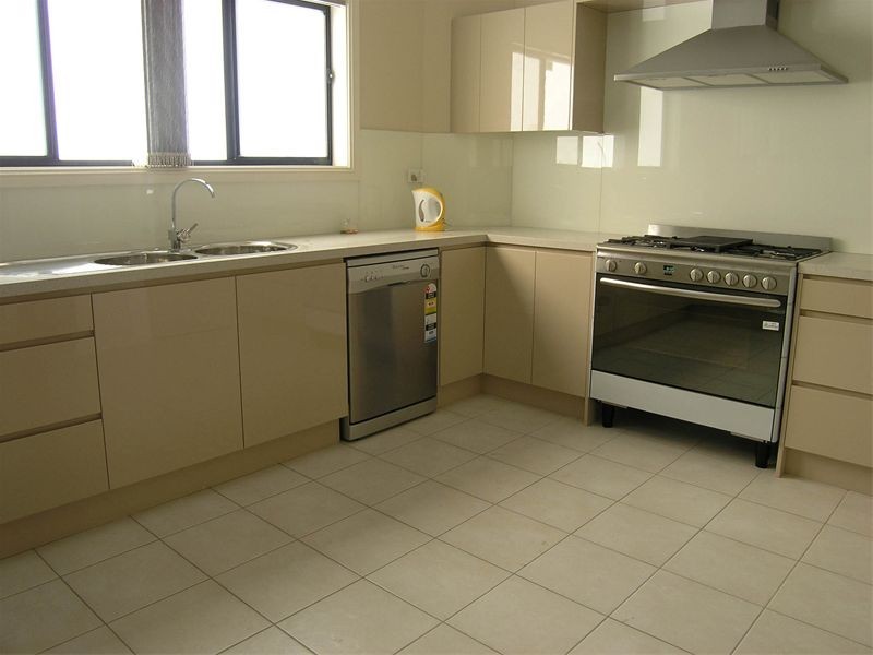19  Ronald Avenue, Greenwich NSW 2065