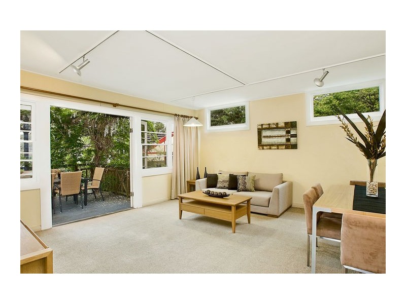 17  Carlotta, Greenwich NSW 2065