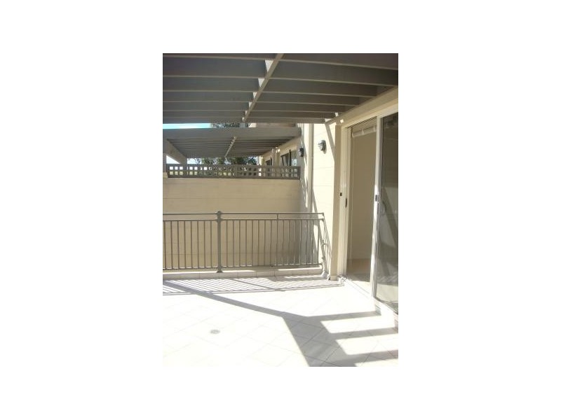 18 Jane Jarvis Way, Macquarie Links NSW 2565