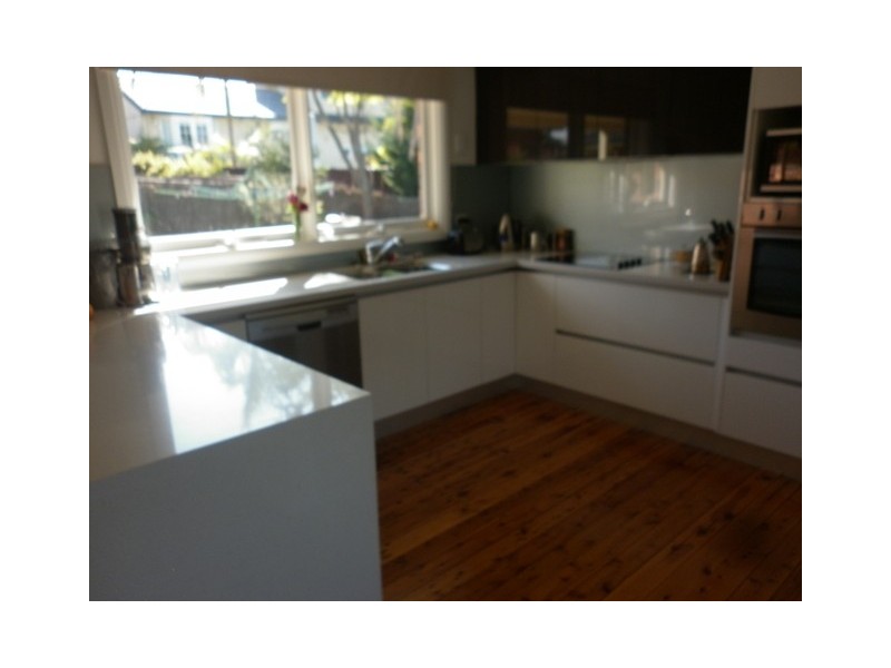 4 Hillside Avenue, St Ives NSW 2075