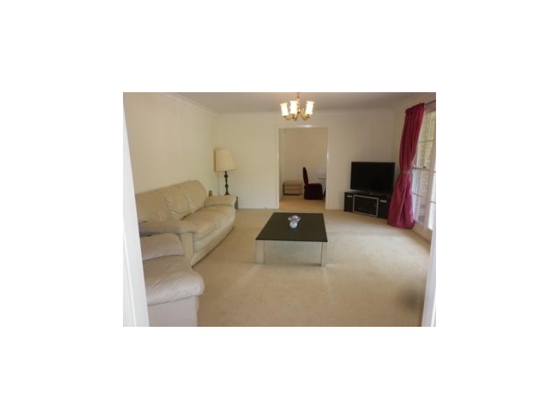 17 Aminya Place, St Ives NSW 2075