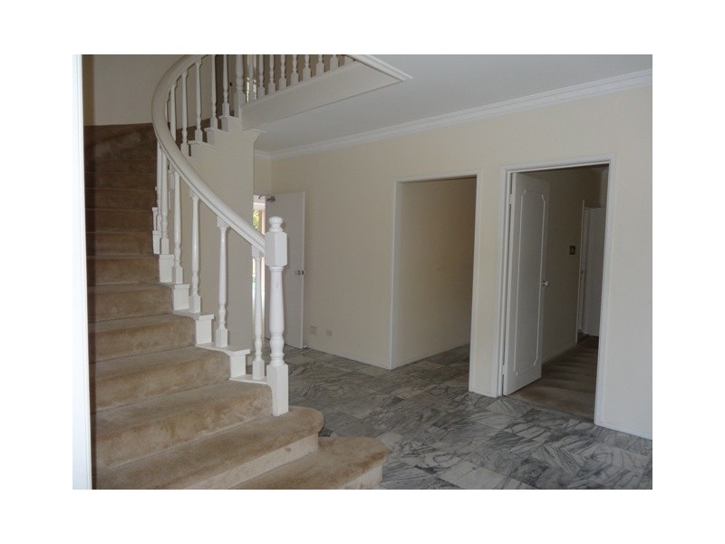 14 Kelvin Road, St Ives NSW 2075