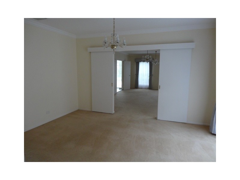 14 Kelvin Road, St Ives NSW 2075