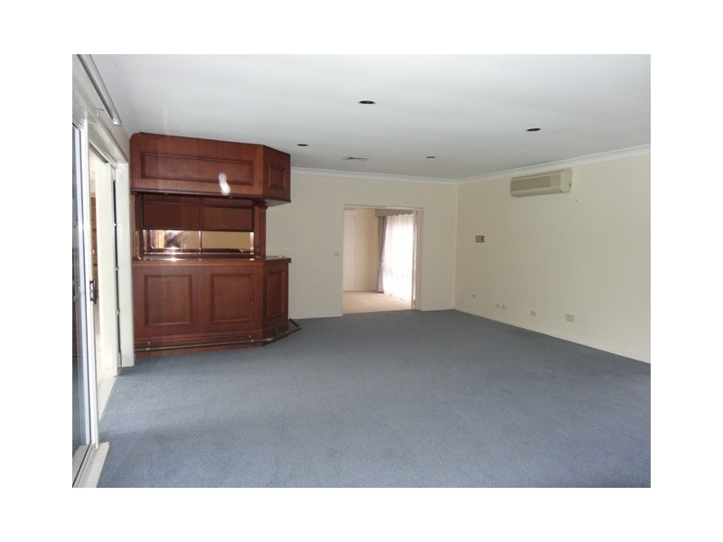 14 Kelvin Road, St Ives NSW 2075