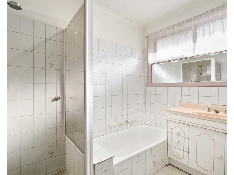 4 Rosewell Court, Norlane VIC 3214