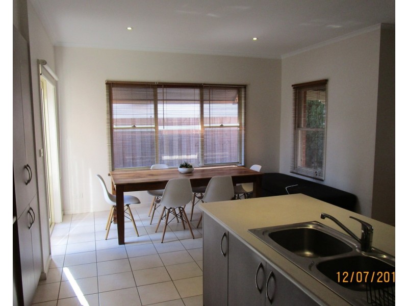 9a St James Street, Geelong West VIC 3218